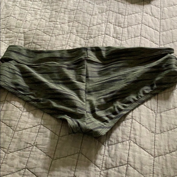 Athleta bathing suit bottom - Picture 4 of 5